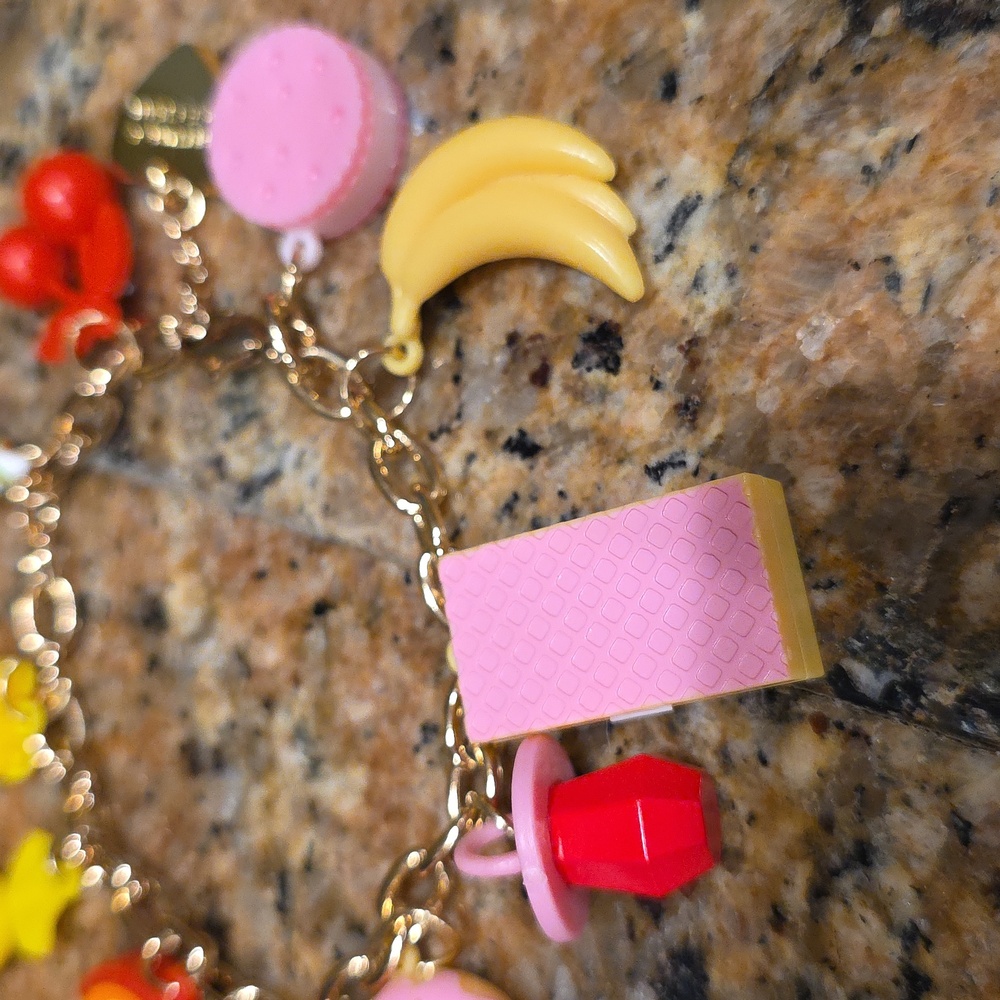 Museum Of Ice Cream X Sephora Collection Charm Bracelet - Picture 4 of 6